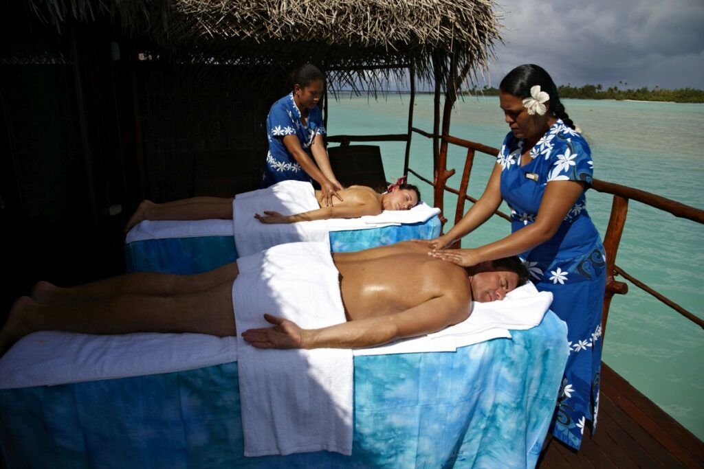 5 Best Luxury Experiences on Aitutaki
