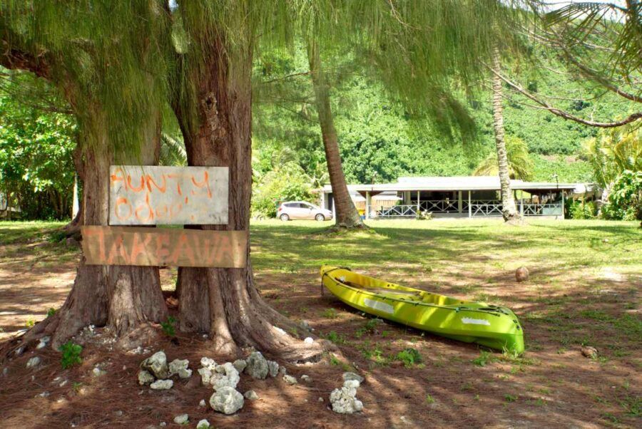 The Top Cheap Eats on Aitutaki