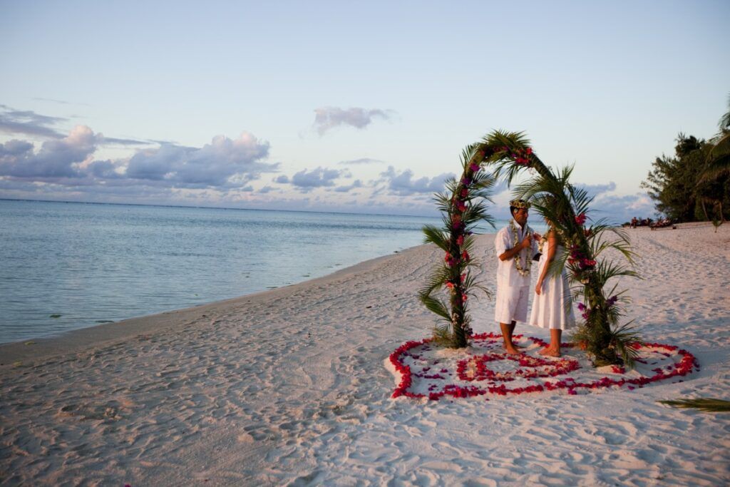 The Wedding, Honeymoon & Romantic Getaway Guide to Aitutaki
