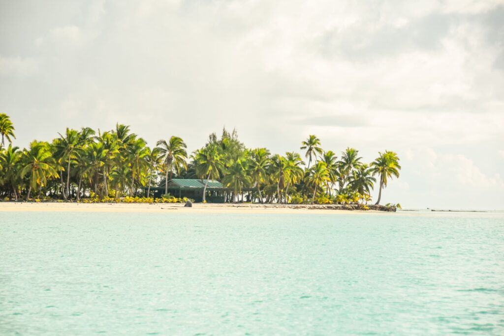 10 Best Beaches on Aitutaki ⛱️