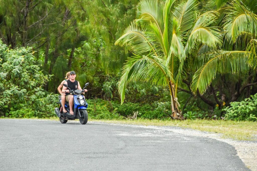 Aitutaki Transport Guide: 10 Ways to Get to (& Around) Aitutaki ✈️