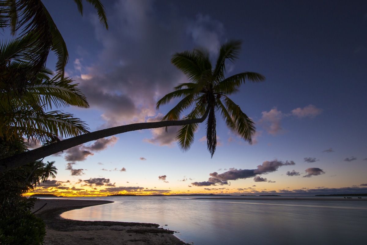 The Guide to Aitutaki Nightlife + 5 Things to Do on Aitutaki at Night