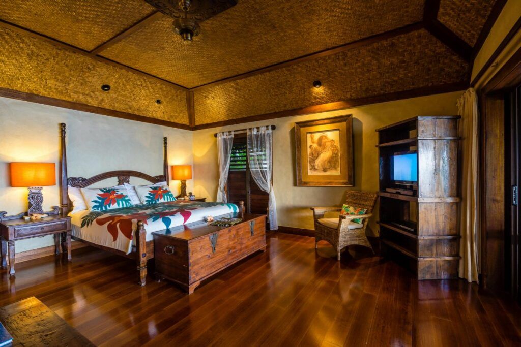 5 Best Luxury Accommodations on Aitutaki [2023]