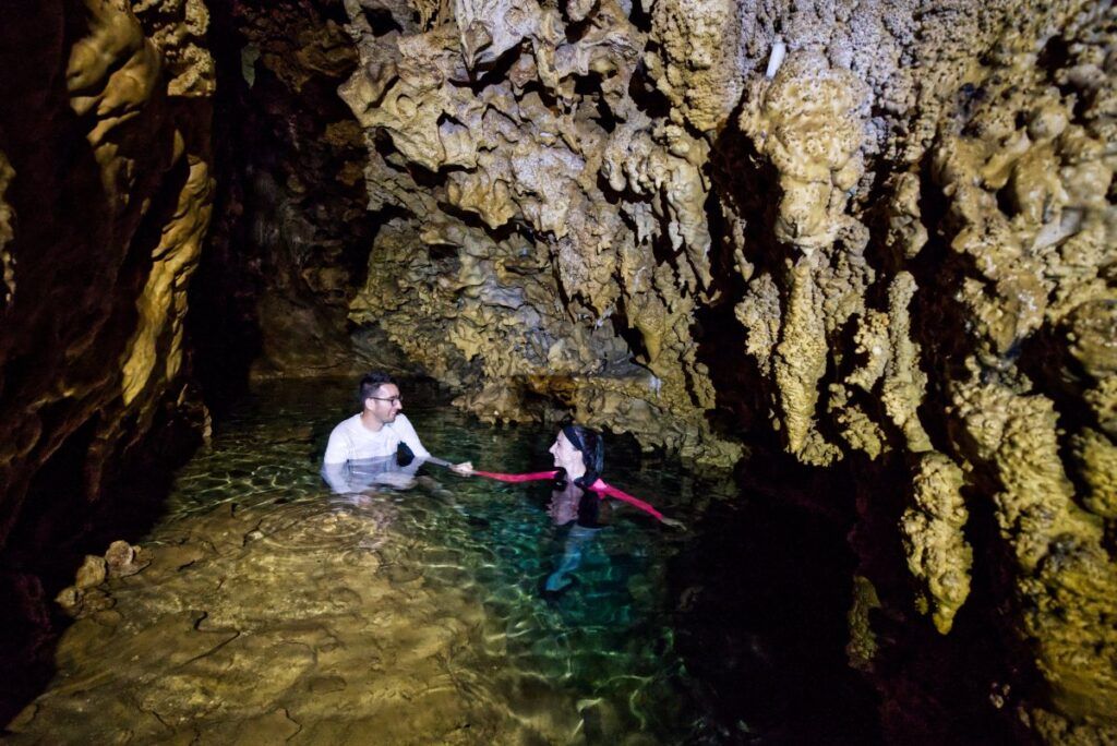 The Complete Travel Guide to Atiu