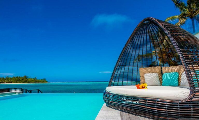 10 Best Luxury Accommodations & Resorts on Rarotonga [2022]