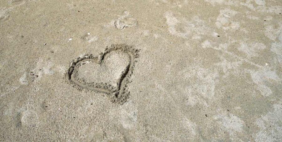 Rarotonga & the Cook Islands Proposal Ideas: 5 Romantic Ways to Propose