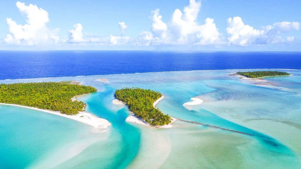 10 Best Wedding Packages in the Cook Islands 🥂 [2023]
