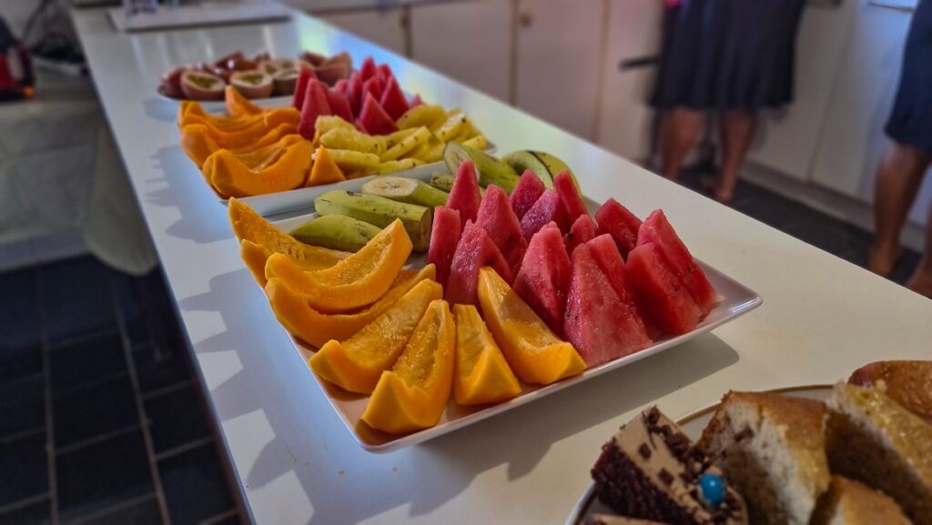 The Food Guide to Mangaia: Places to Eat & Food Tours