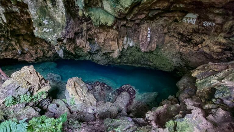 10 Best Caves on Mauke
