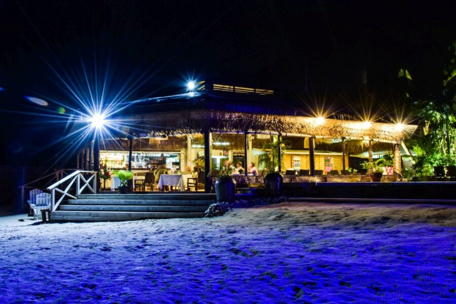 The Best Places to Eat on Rarotonga: 10 Best Restaurants ???? [2023]