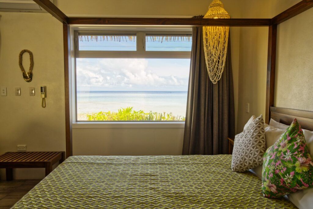 10 Most Romantic Wedding & Honeymoon Resorts on Rarotonga 🥂