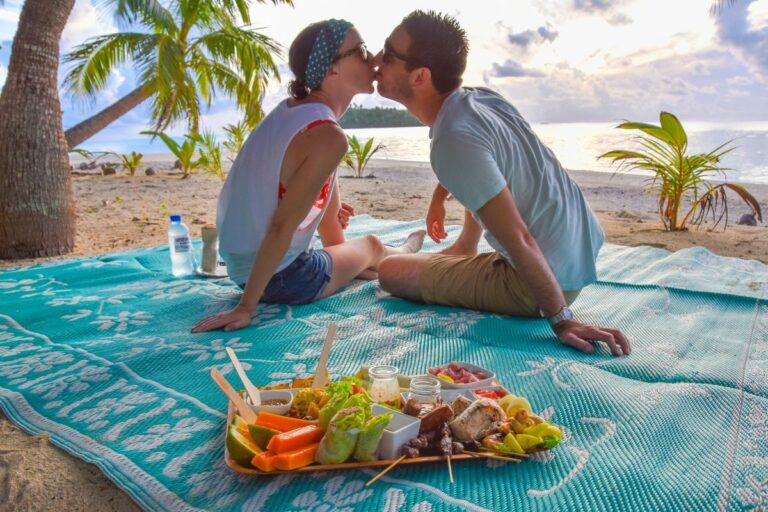 20 Most Romantic Things to Do in the Cook Islands for Couples