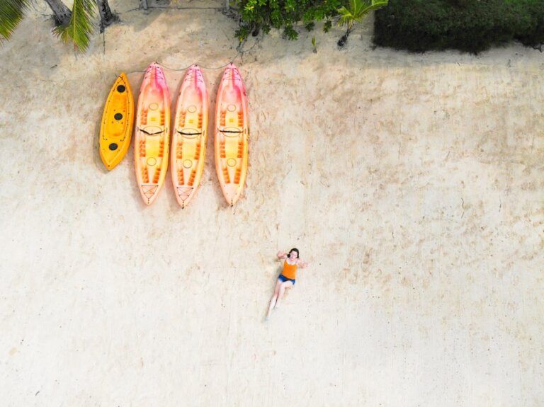 4 Best Kayak Hires in Rarotonga & the Cook Islands 🛶 [2025]