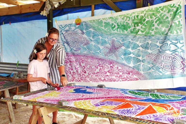 40 Best Things to Do in the Cook Islands with Kids 👪 [2025]