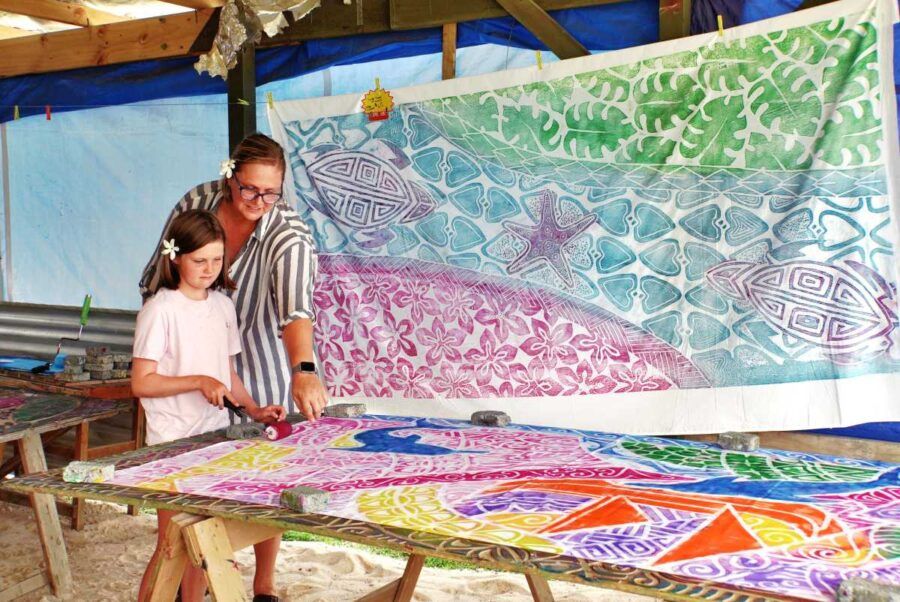 40 Best Things to Do in the Cook Islands with Kids 👪 [2025]