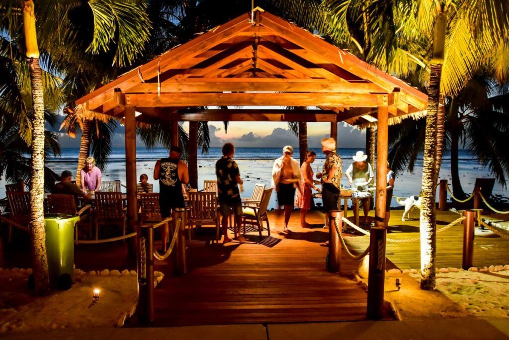 10 Best Places to Watch the Sunset in Rarotonga & the Cook Islands 🌅