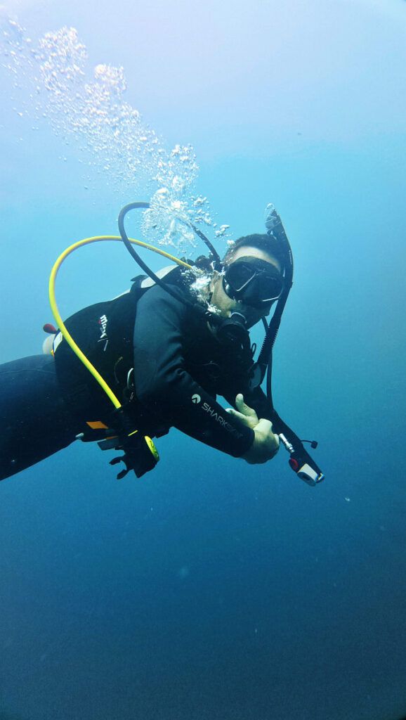 The Best Scuba Diving in the Cook Islands: Top 10 Places to Scuba Dive