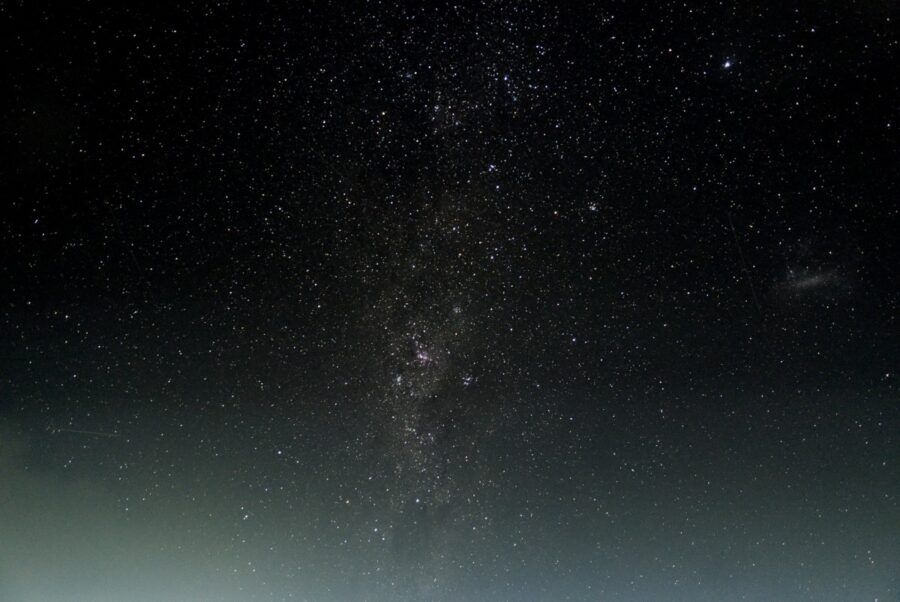 6 Best Spots for Stargazing in Rarotonga & the Cook Islands ⭐