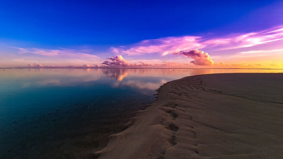10 Best Places to Watch the Sunrise in Rarotonga & the Cook Islands 🌅