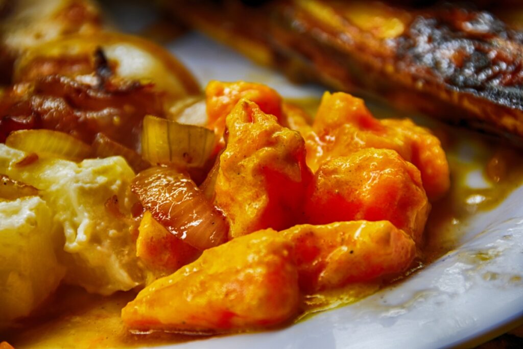 Traditional Rarotongan Food: 10 Foods to Try in the Cook Islands