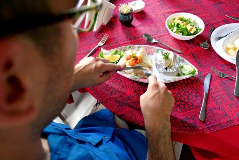 The Cost of Food in Rarotonga & the Cook Islands: Restaurant & Grocery Prices