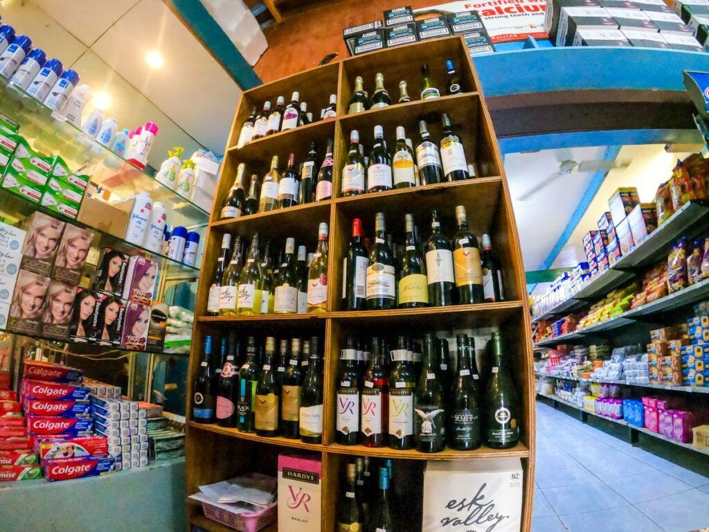 The Cost of Food in Rarotonga & the Cook Islands: Restaurant & Grocery Prices