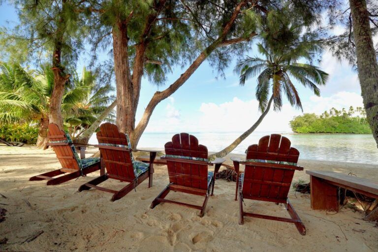 Rarotonga Family Itinerary: 5 Days 🐬