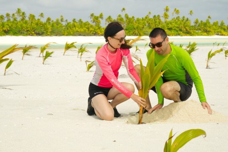 30 Ways to Travel More Sustainably in the Cook Islands ♻️