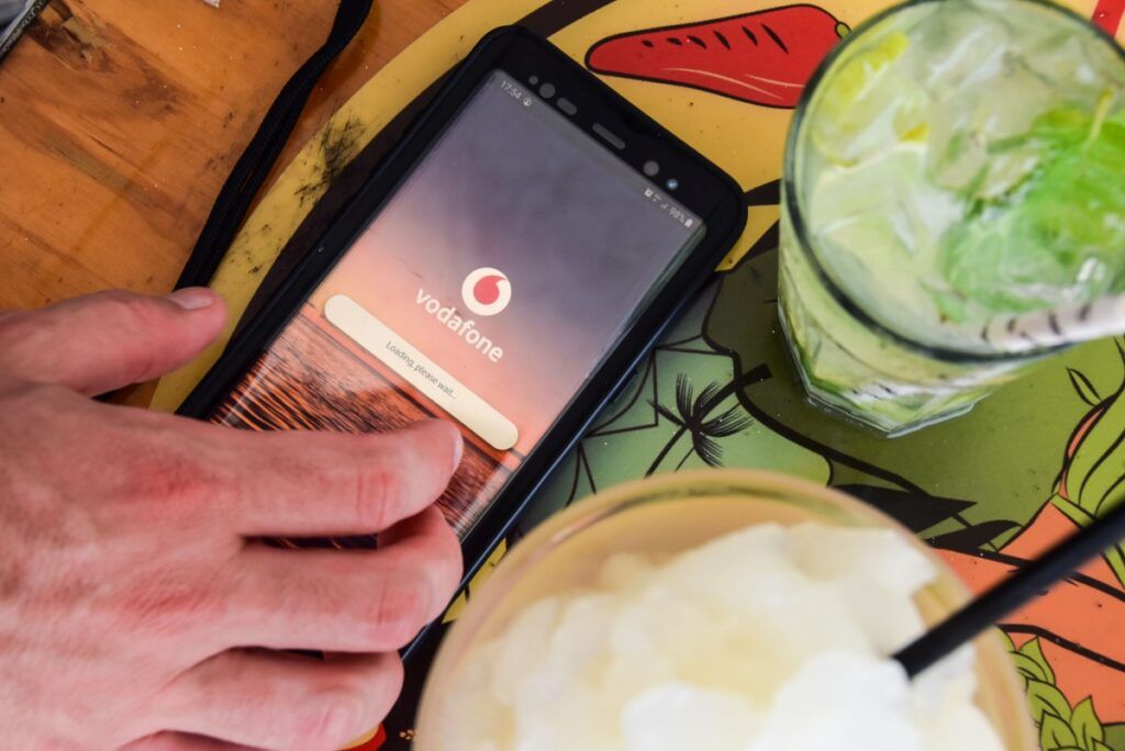 The Best SIM Card in Rarotonga & the Cook Islands for Travellers [2023]