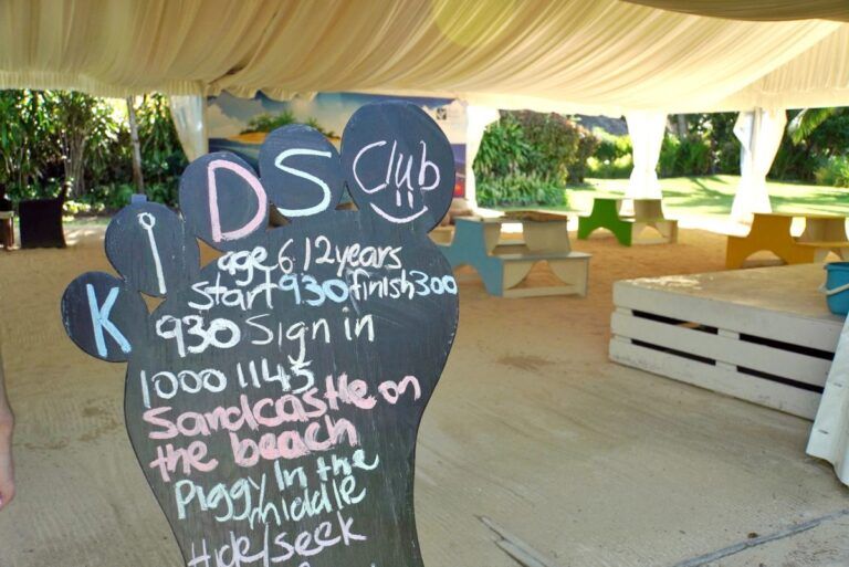 The Best Kids' Clubs in Rarotonga & the Cook Islands + Top 10 Babysitting